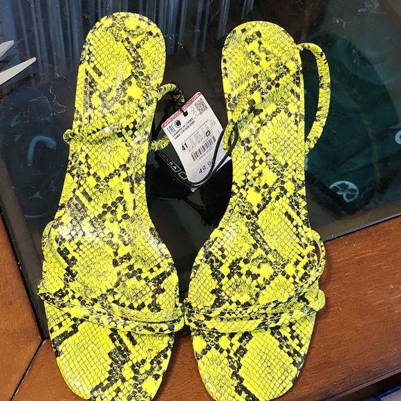 ZARA NWT Animal Print Heeled Sandals - Picture 7 of 8